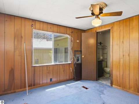 Tiny photo for 262 E Bear Lake Road NE RD, Kalkaska, MI 49646 (MLS # 1945558)