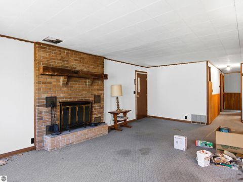 Tiny photo for 262 E Bear Lake Road NE RD, Kalkaska, MI 49646 (MLS # 1945558)