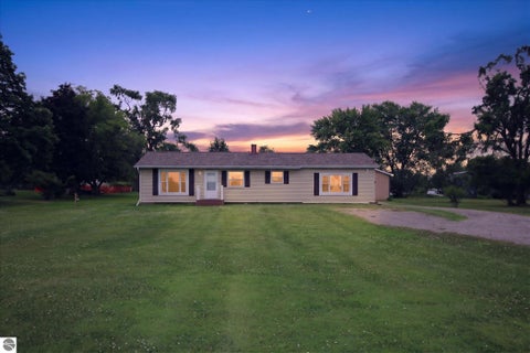 Tiny photo for 7898 E Broomfield Road, Mt Pleasant, MI 48858 (MLS # 1947704)
