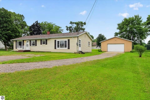 Tiny photo for 7898 E Broomfield Road, Mt Pleasant, MI 48858 (MLS # 1947704)