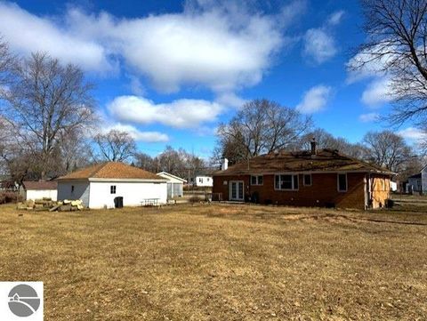 Tiny photo for 214 Grafton Avenue, Alma, MI 48801 (MLS # 1942458)