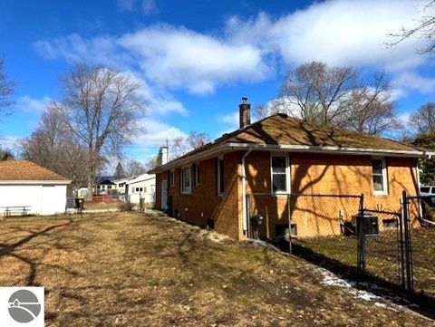 Tiny photo for 214 Grafton Avenue, Alma, MI 48801 (MLS # 1942458)