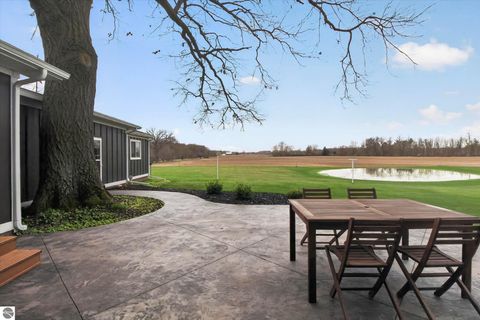 Tiny photo for 6410 W Madison Road, Alma, MI 48801 (MLS # 1944142)