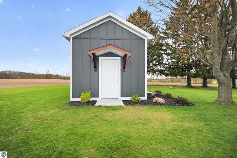 Tiny photo for 6410 W Madison Road, Alma, MI 48801 (MLS # 1944142)