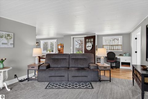 Tiny photo for 6410 W Madison Road, Alma, MI 48801 (MLS # 1944142)