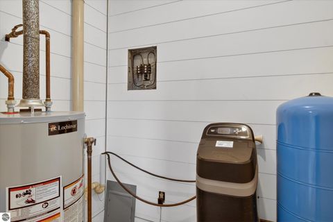 Tiny photo for 6410 W Madison Road, Alma, MI 48801 (MLS # 1944142)