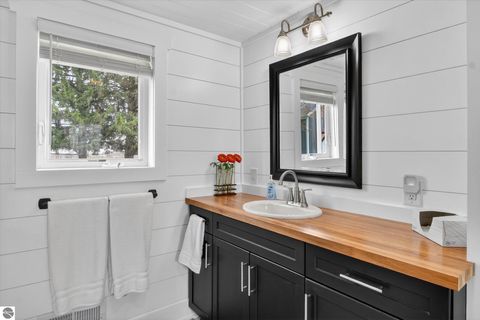 Tiny photo for 6410 W Madison Road, Alma, MI 48801 (MLS # 1944142)