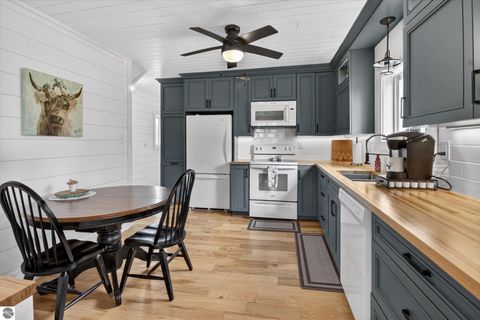 Tiny photo for 6410 W Madison Road, Alma, MI 48801 (MLS # 1944142)