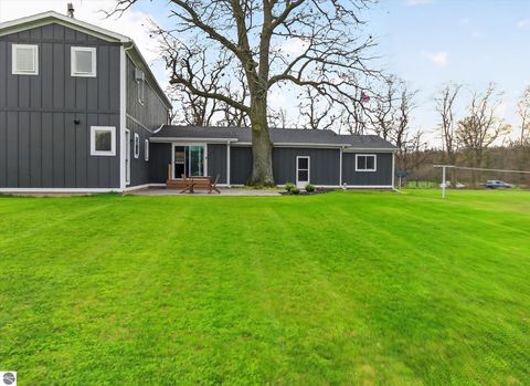 Tiny photo for 6410 W Madison Road, Alma, MI 48801 (MLS # 1944142)