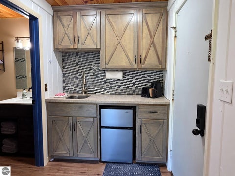 Tiny photo for 5712 Shanty Creek Road, Bellaire, MI 49615 (MLS # 1951171)