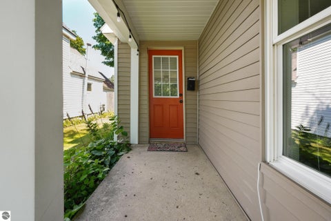 Tiny photo for 851 E Eighth Street, Traverse City, MI 49686 (MLS # 1948912)