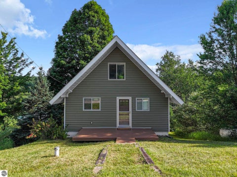 Tiny photo for 7192 Skylark Lane, Cadillac, MI 49601 (MLS # 1947316)