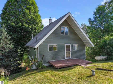 Photo of 7192 Skylark Lane, Cadillac, MI 49601 (MLS # 1947316)