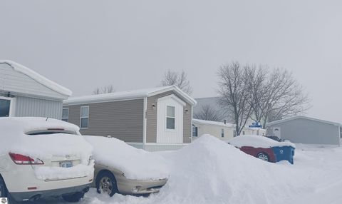 Photo of 4096 Chicory Lane, Traverse City, MI 49685 (MLS # 1941880)