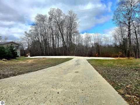 Tiny photo for 6939 170th Avenue, Stanwood, MI 49326 (MLS # 1943388)