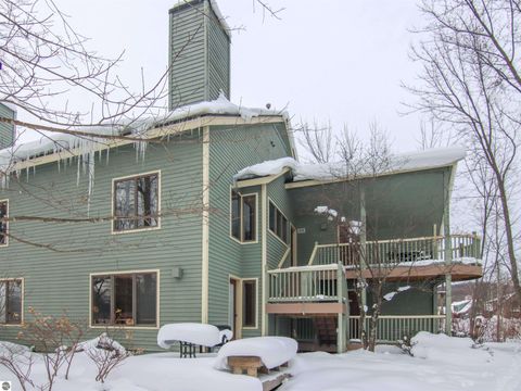 Photo of 12435518 Wintergreen Drive #518, Thompsonville, MI 49683 (MLS # 1942179)