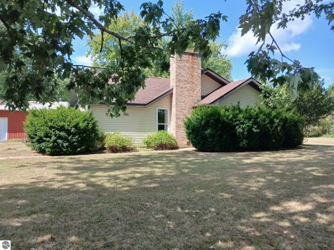 Tiny photo for 4589 Geneva Road, Coleman, MI 48618 (MLS # 1950010)