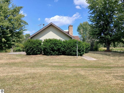 Tiny photo for 4589 Geneva Road, Coleman, MI 48618 (MLS # 1950010)