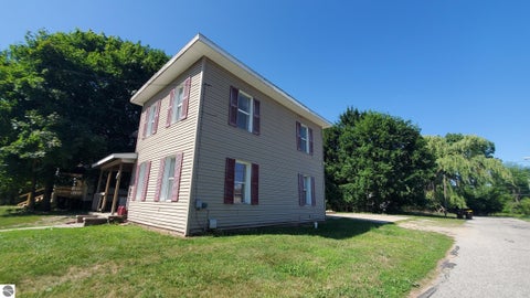 Tiny photo for 702 Oak Street, Mt Pleasant, MI 48858 (MLS # 1948353)