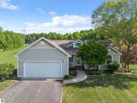 Photo of 3098 Crown Wood Court, Traverse City, MI 49686 (MLS # 1946281)