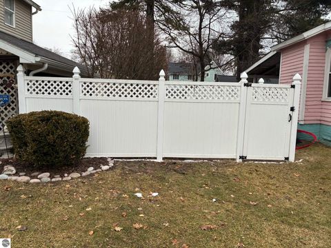 Tiny photo for 610 N Fancher Avenue, Mt Pleasant, MI 48858 (MLS # 1942431)