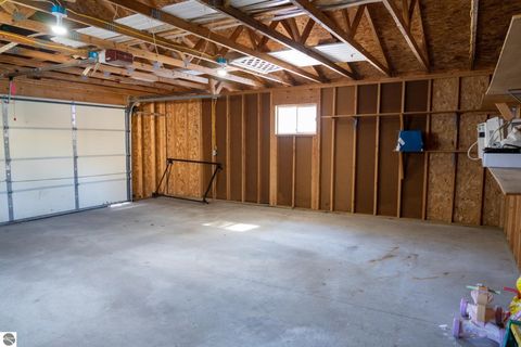 Tiny photo for 610 N Fancher Avenue, Mt Pleasant, MI 48858 (MLS # 1942431)