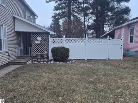 Tiny photo for 610 N Fancher Avenue, Mt Pleasant, MI 48858 (MLS # 1942431)