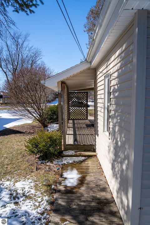 Tiny photo for 610 N Fancher Avenue, Mt Pleasant, MI 48858 (MLS # 1942431)