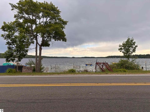 Tiny photo for 9738 N Long Lake Road, Traverse City, MI 49685 (MLS # 1946760)