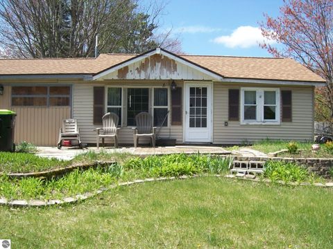 Photo of 1259 Knollwood Drive, St Helen, MI 48656 (MLS # 1945256)