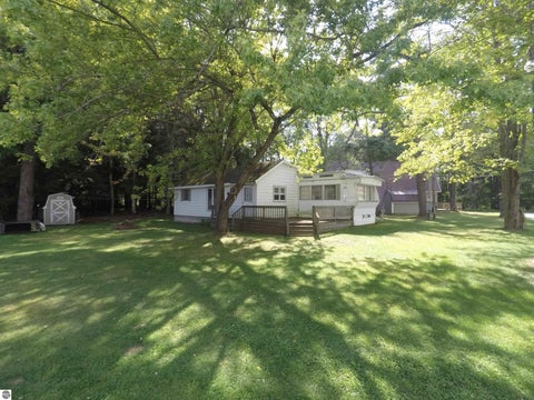 Photo of 104 Bass Court, Cadillac, MI 49601 (MLS # 1950264)