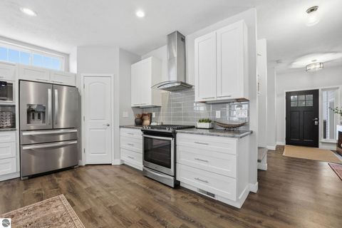 Tiny photo for 1432 Bee Court, Traverse City, MI 49696 (MLS # 1942231)