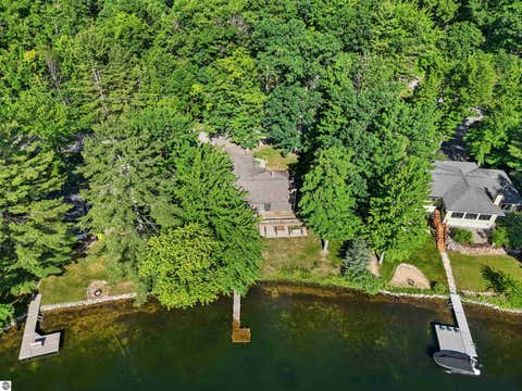 Tiny photo for 234 Highview Road, Traverse City, MI 49696 (MLS # 1947001)