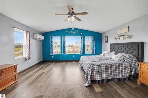 Tiny photo for 1031 N Jerome Road, Ithaca, MI 48847 (MLS # 1943034)