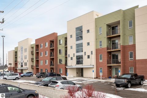 Tiny photo for 630203 Garfield Avenue, S Ave #203, Traverse City, MI 49686 (MLS # 1942593)