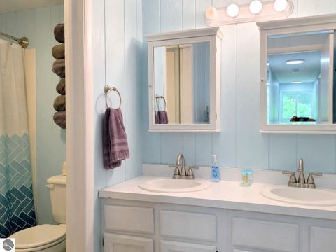 Tiny photo for 2574 Bahnhof Lane, Bellaire, MI 49615 (MLS # 1947664)