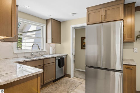 Tiny photo for 123 E Sixteenth Street, Traverse City, MI 49684 (MLS # 1947603)
