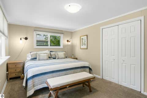 Tiny photo for 123 E Sixteenth Street, Traverse City, MI 49684 (MLS # 1947603)