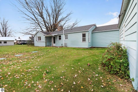 Tiny photo for 11774 N Barry Road, Wheeler, MI 48662 (MLS # 1952052)
