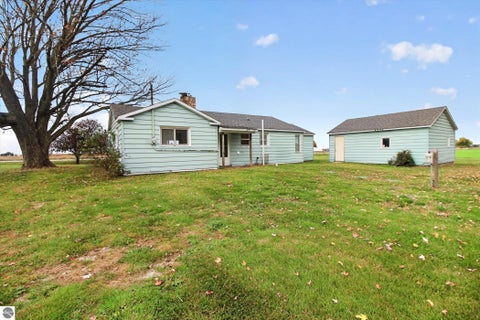 Tiny photo for 11774 N Barry Road, Wheeler, MI 48662 (MLS # 1952052)