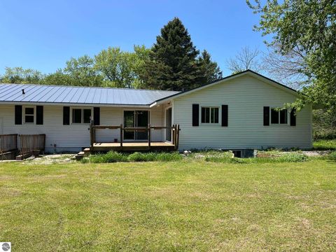 Tiny photo for 2510 E Silver Lake Road N RD, Traverse City, MI 49685 (MLS # 1945718)