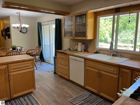 Tiny photo for 2510 E Silver Lake Road N RD, Traverse City, MI 49685 (MLS # 1945718)