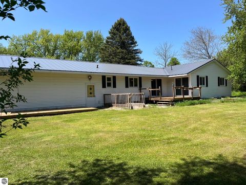 Tiny photo for 2510 E Silver Lake Road N RD, Traverse City, MI 49685 (MLS # 1945718)