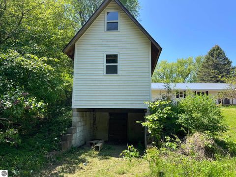 Tiny photo for 2510 E Silver Lake Road N RD, Traverse City, MI 49685 (MLS # 1945718)