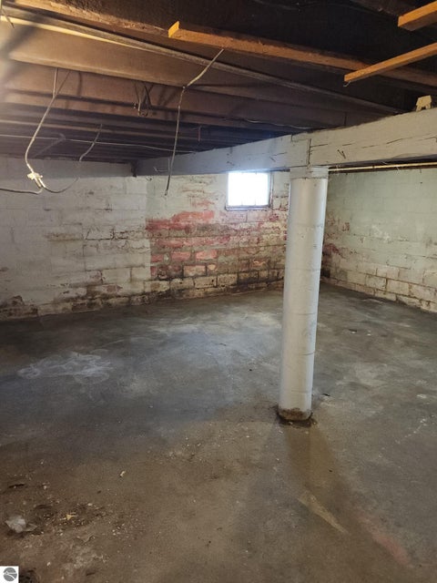 Tiny photo for 807 E North Union Street, Bay City, MI 48706 (MLS # 1946673)