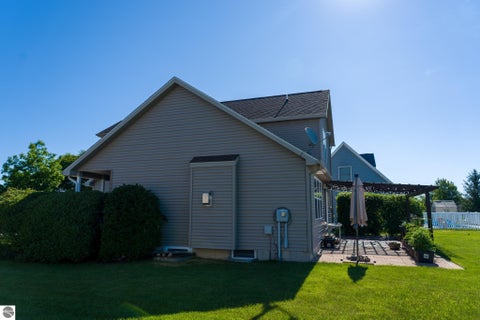Tiny photo for 1646 Abbey Court, Mt Pleasant, MI 48858 (MLS # 1946917)