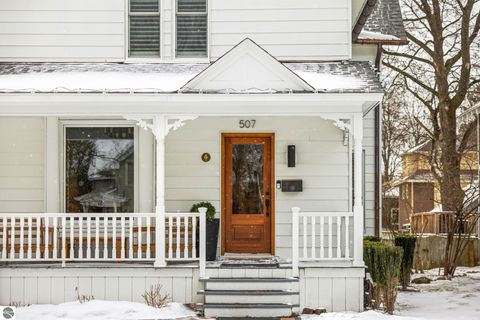 Tiny photo for 507 Fifth Street, Traverse City, MI 49684 (MLS # 1941795)