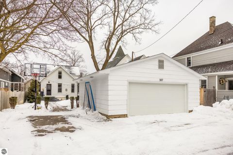 Tiny photo for 507 Fifth Street, Traverse City, MI 49684 (MLS # 1941795)
