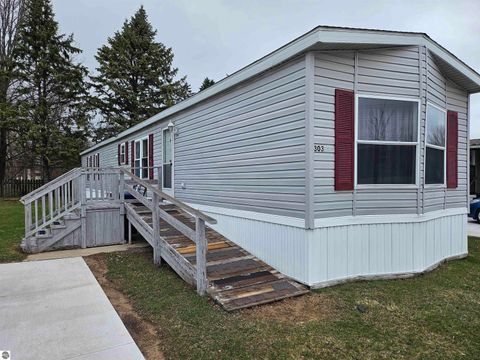 Photo of 5232 E Broadway #LOT 303, Mt Pleasant, MI 48858 (MLS # 1943378)