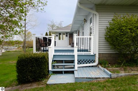 Tiny photo for 16950 First Street, Arcadia, MI 49613 (MLS # 1945172)